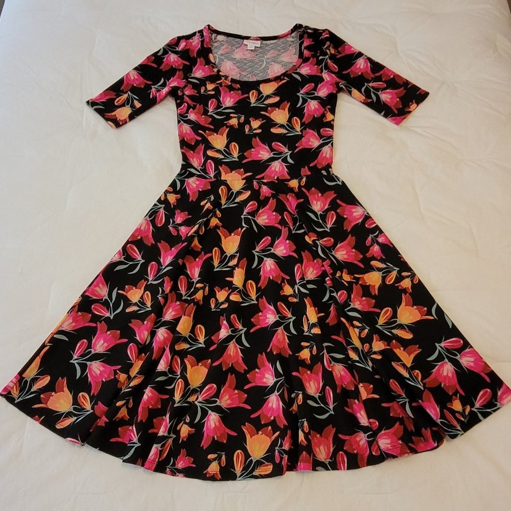 LuLaroe Nicole Dress Size S